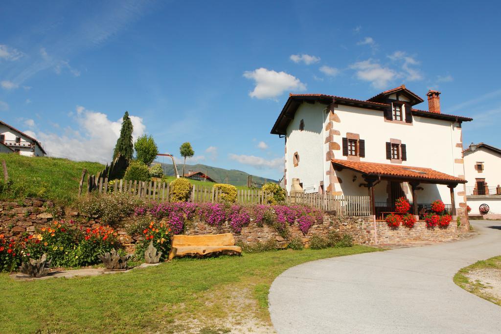 Casa Rural Gananea Zuaztoy de Azpilcueta Eksteriør billede